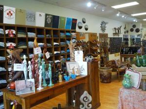Gofish shop2