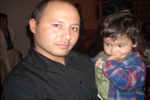 Makset djabbarbergenov 2010 with son